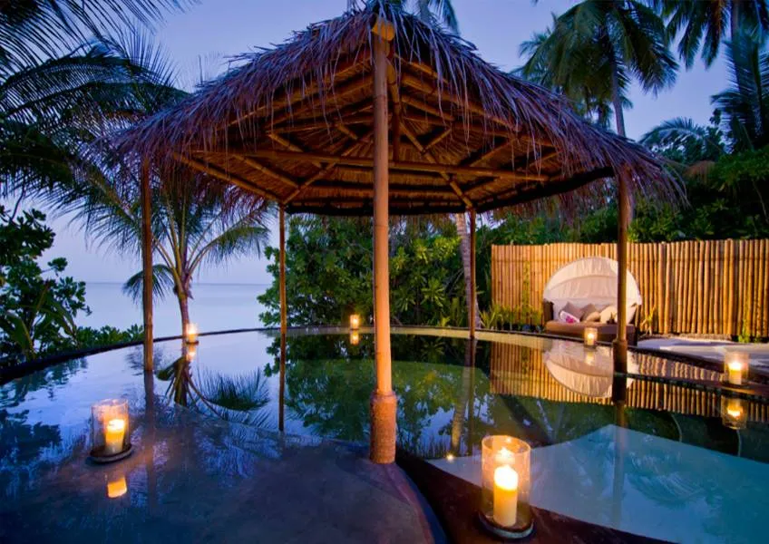 Beach Villa with Pool Beach Villa with Pool