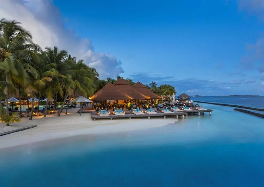 Курорт Kurumba Maldives стал обладателем премии Travelers' Choice Awards 2018