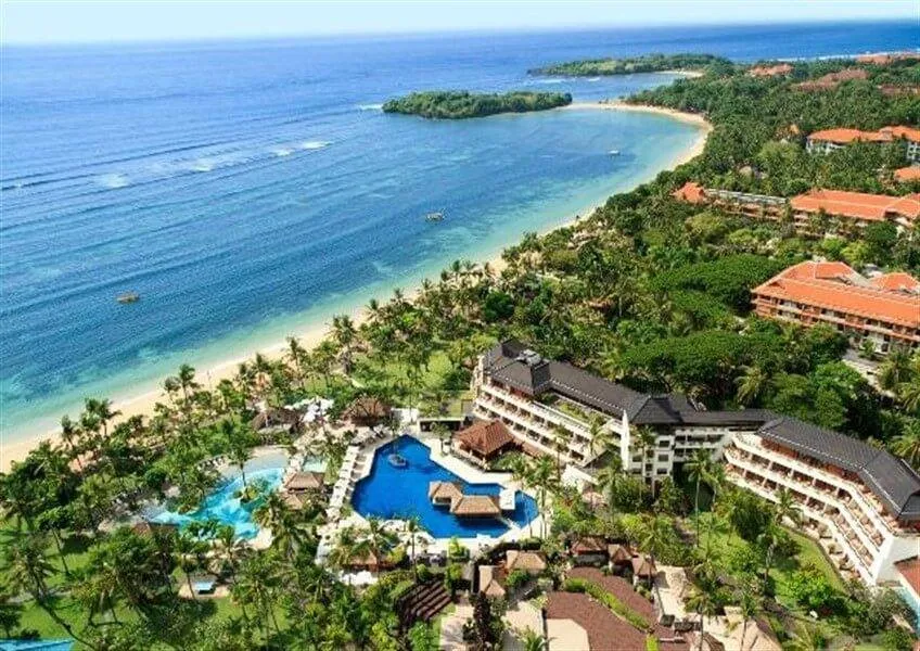 Королевский отель «NUSA DUA BEACH HOTEL 5*» предлагает льготы при бронировании