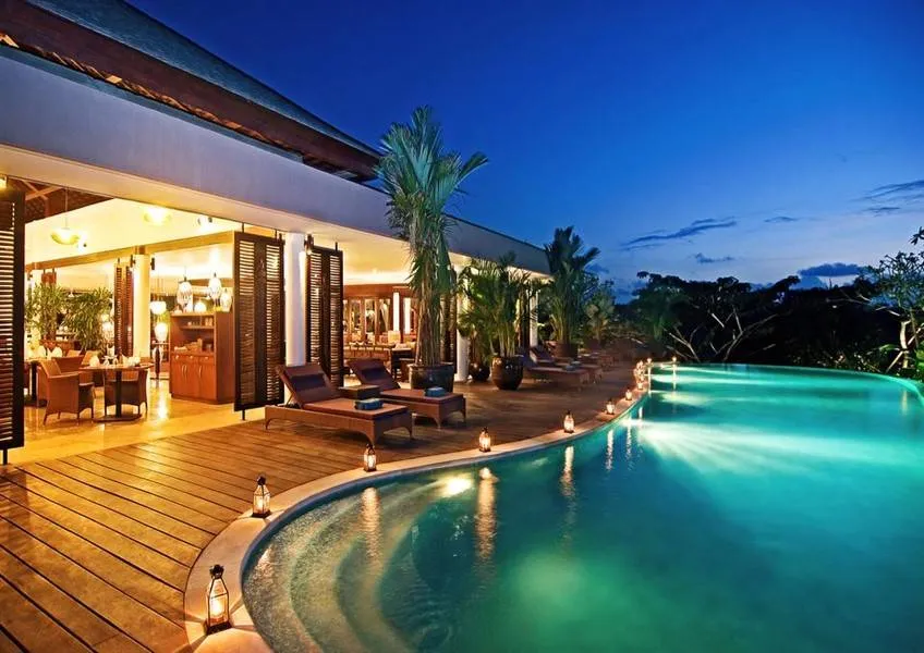 Бронируем отель Montigo Resorts Seminyak на нашем сайте