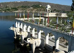 Indimasi Healing Village