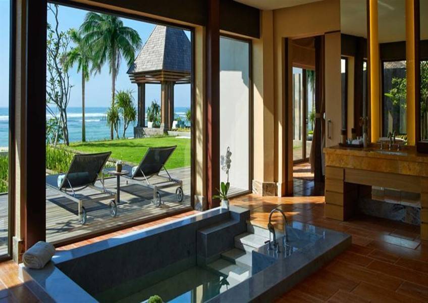 Эксклюзивные привилегии для гостей отеля «The Ritz-Carlton Bali 5*», проживающих в виллах Эксклюзивные привилегии для гостей отеля «The Ritz-Carlton Bali 5*», проживающих в виллах