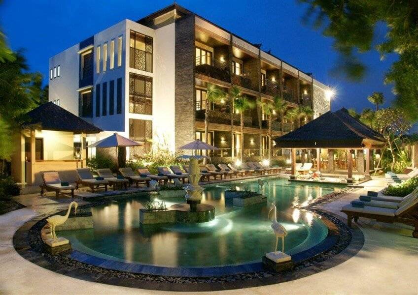 Бесплатный апгрейд номеров в отеле «The Seminyak beach resort & SPA 5*» Бесплатный апгрейд номеров в отеле «The Seminyak beach resort & SPA 5*»
